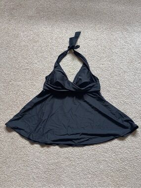 Shapermint Essentials Twist-Front V-Neck Halter Tankini